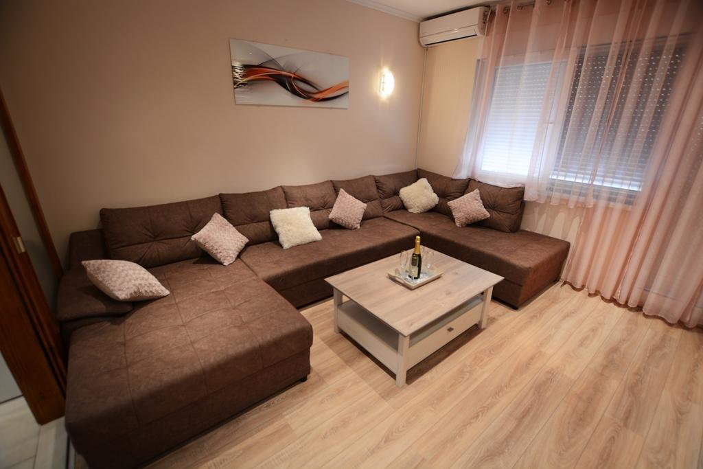 Apartment Davor *